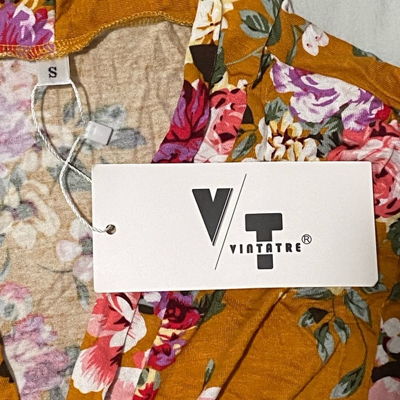 ✨NWT✨ Luxury Romantic Kimono Robe - Picture 3 of 5